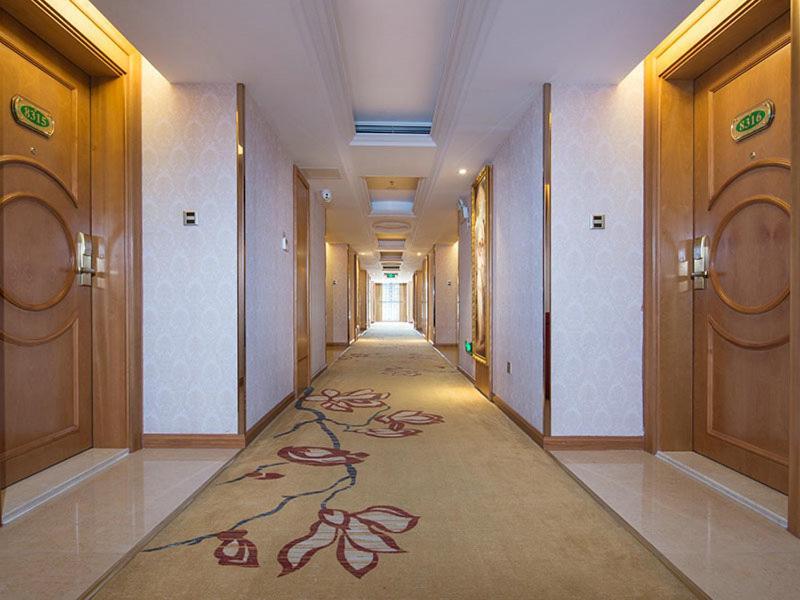 Vienna International Hotel Luogang Wanda Plaza Kuangcsou Kültér fotó